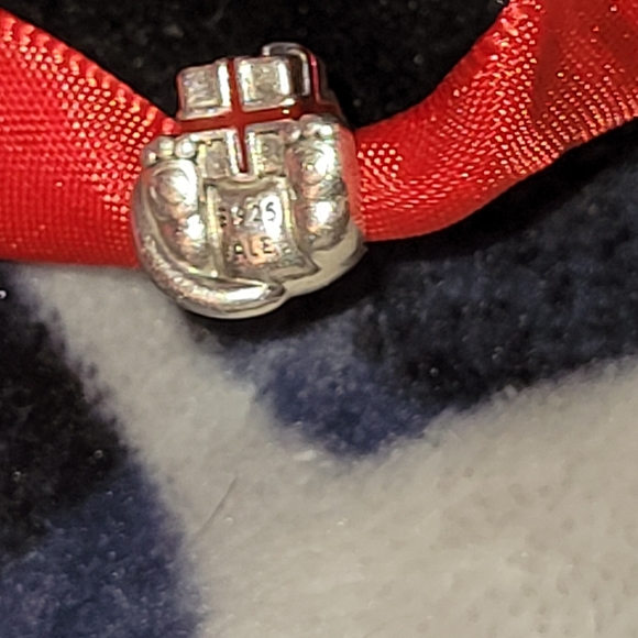Pandora cat Christmas charm - Picture 2 of 6